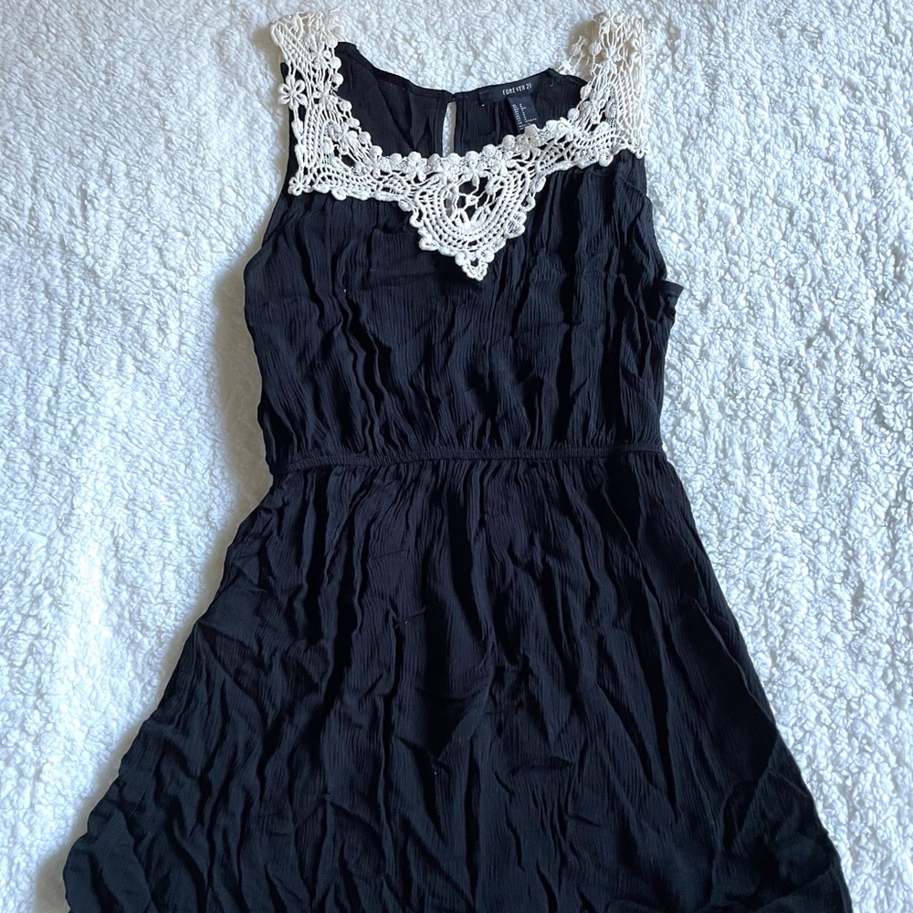 Brand: Forever 21  Size: Small